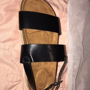Fashionable sandals